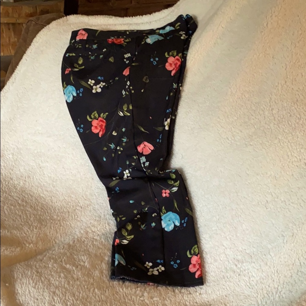 Flowered Pants size 18